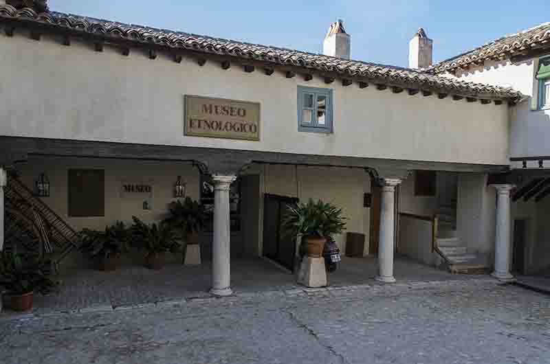 175 - Comunidad de Madrid - Chinchon - museo Etnologico